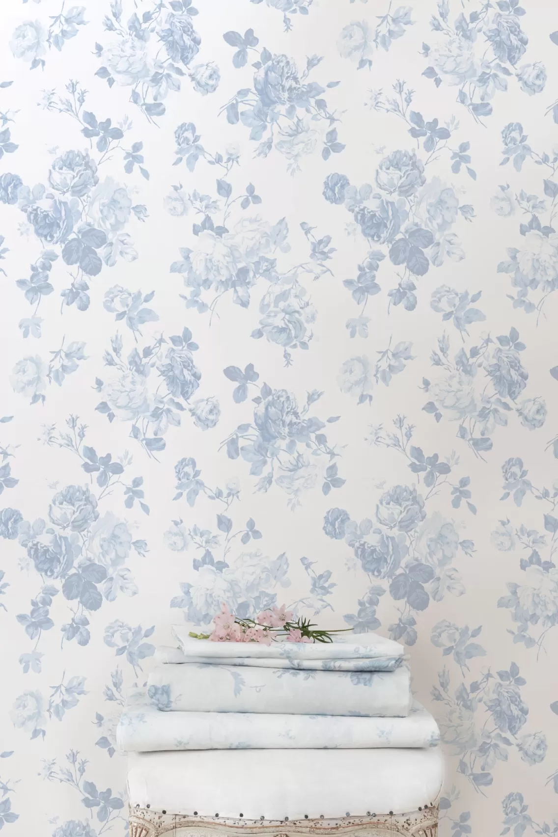 Home Decor | Wallpaper-LoveShackFancy Everblooming Rosettes Wallpaper DREAMY SKY